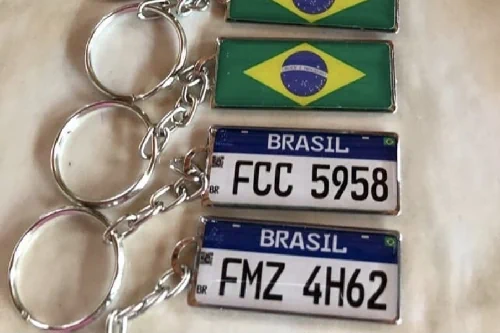 Chaveiro Placa de Carro Personalizado